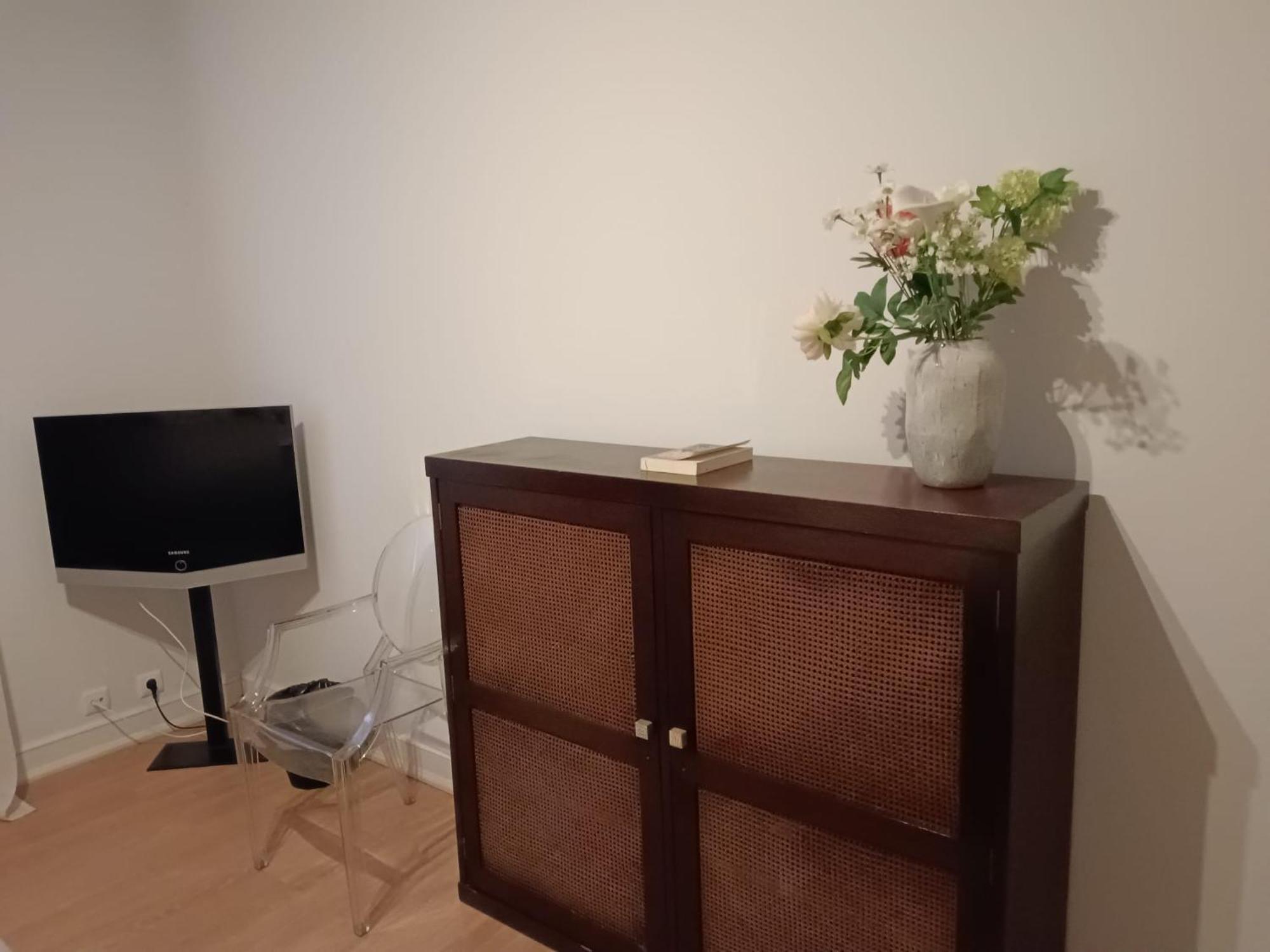 Alojamento de Acomodação e Pequeno-almoço Lapa 82 4*